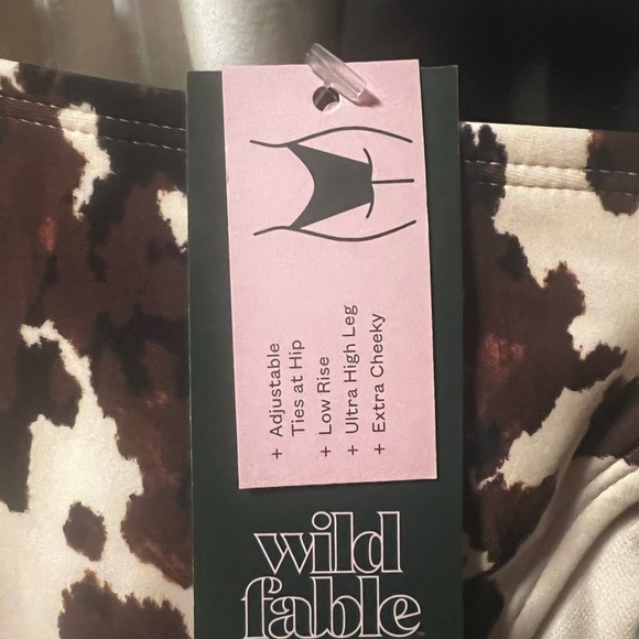 Wild Fable Women’s Animal Print Swim Bottoms Size Medium - Picture 3 of 4
